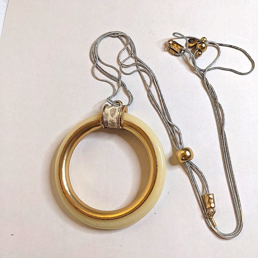 Versona Lucite Silver‎ and Gold Chain Lucite Adjustable Slider Pendant Necklace